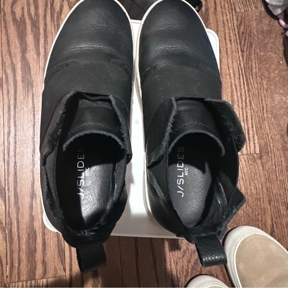 J/Slides Holland Black Platform Sneaker - Picture 6 of 6